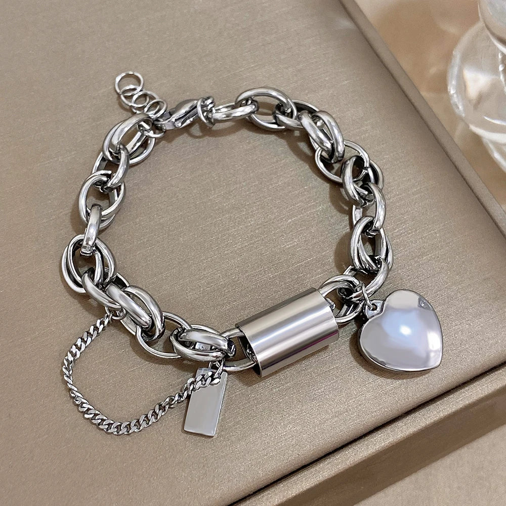 Bracelet Solé in silver stainless steel — minimalist bracelet by Élan by AKI