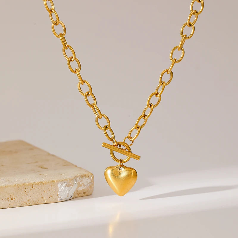 Necklace Elara in gold — minimalist everyday necklace by Élan by AKI